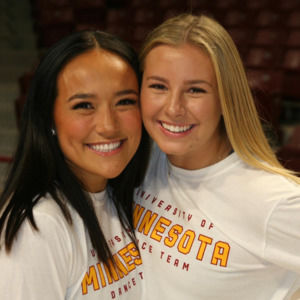 Meet your Posher, Chloe